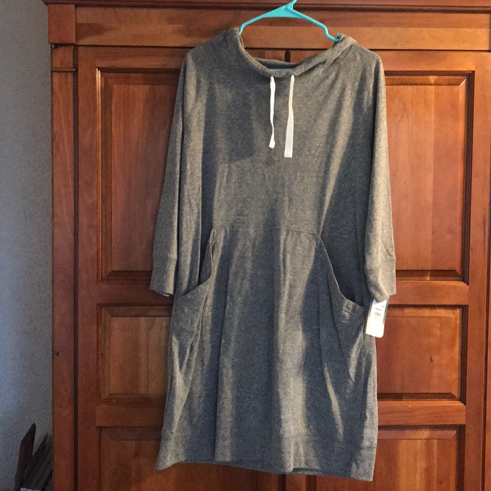 Ladies sporty dress